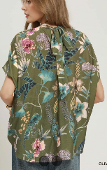 UMGEE Floral Mock Neck Blouse