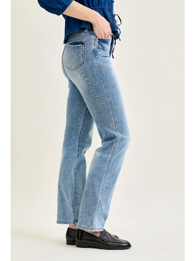 Judy Blue Tummy Control Contrast Wash Straight