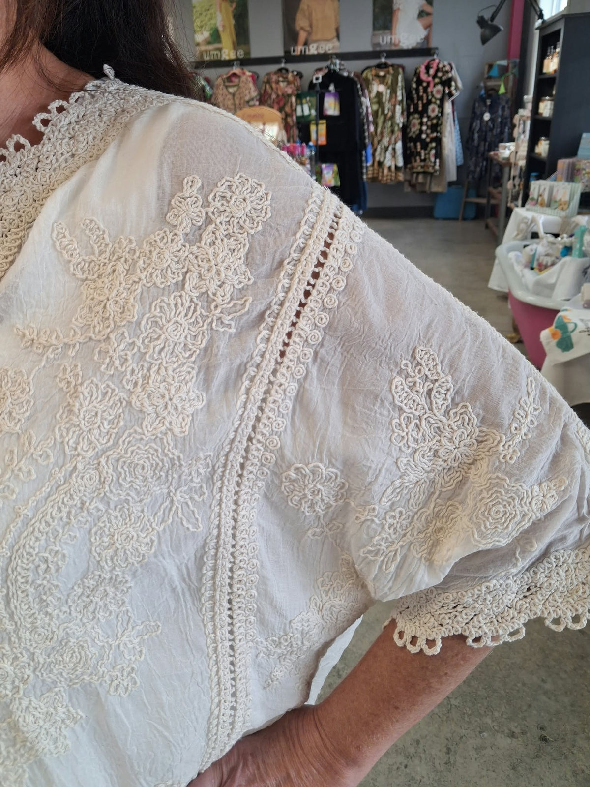 BOHO V-Neck Short Sleeve Floral Embroidered Crochet Blouse Top One Size 0 to 12